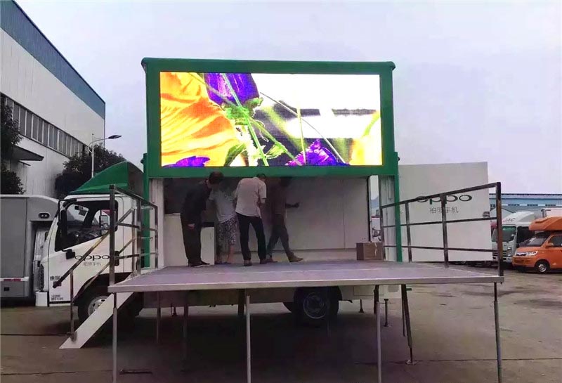 oppo手機(jī)在我廠訂購(gòu)300輛廣告宣傳車(chē)